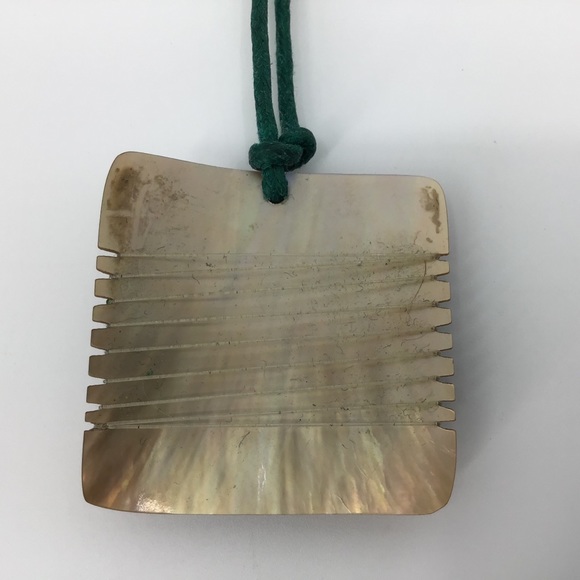 Beaded Mother-of-Pearl Fixed Pendant Necklace - Picture 11 of 16